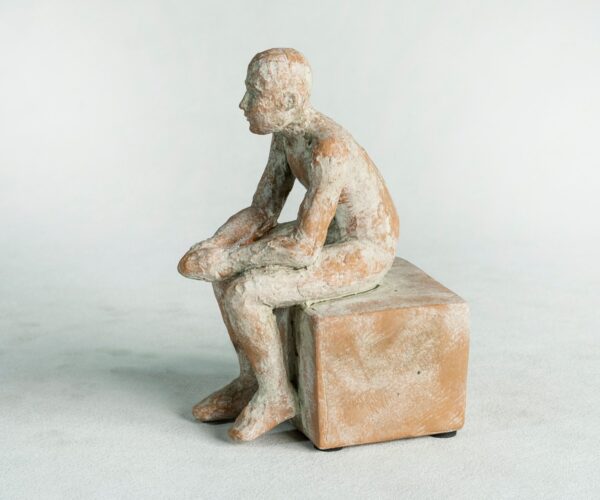 Home Decor Ornaments - Resin Sitting Man (3)