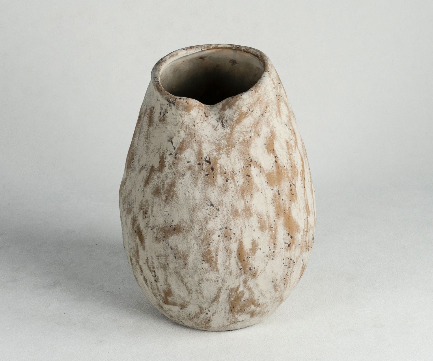 Unique Beige Ceramic Vase (3)