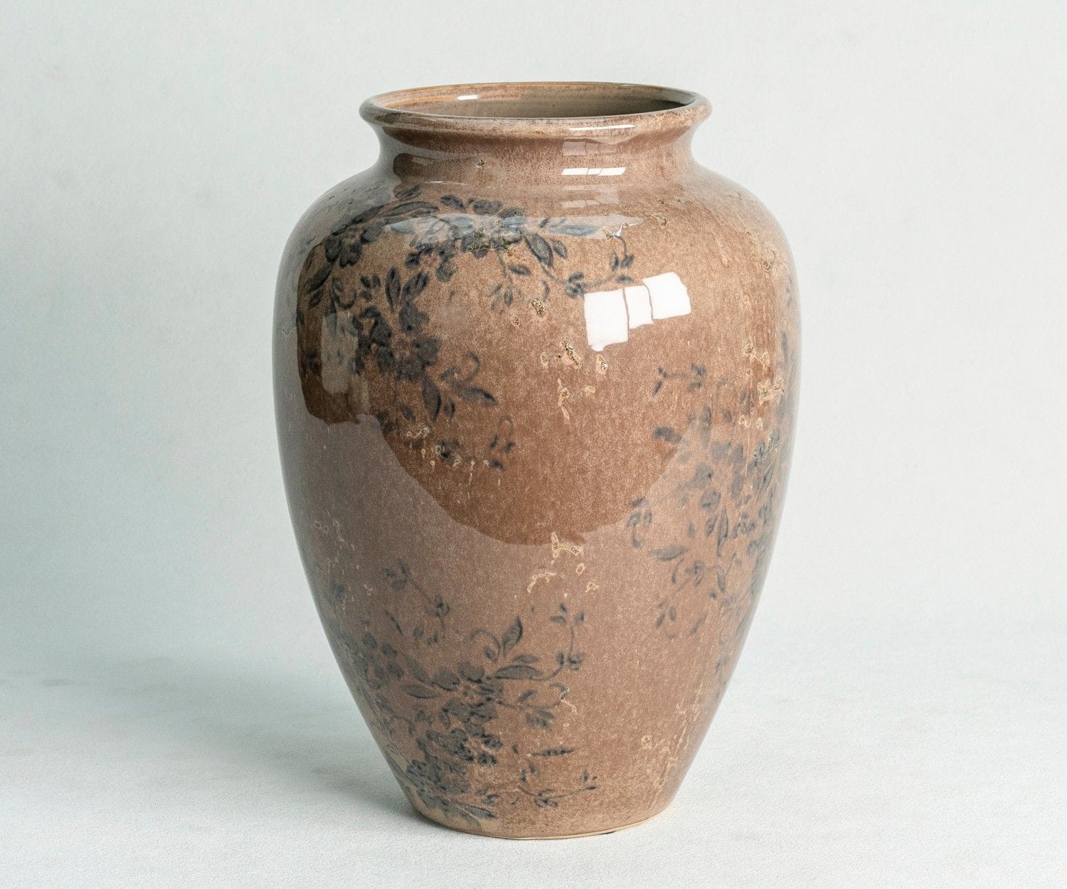 Elegant Brown Ceramic Vase Detail (3)