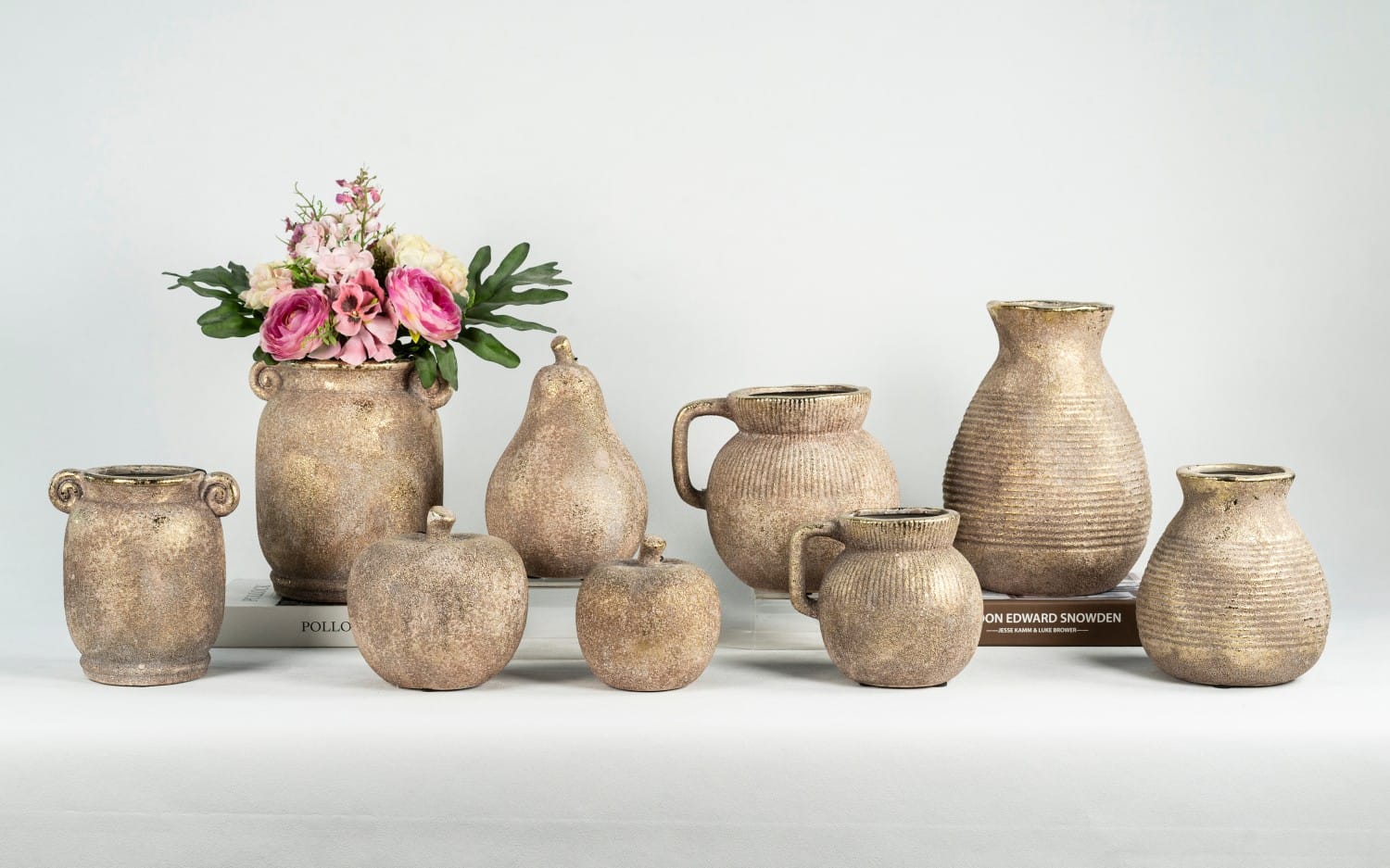 What are the most popular types of pottery