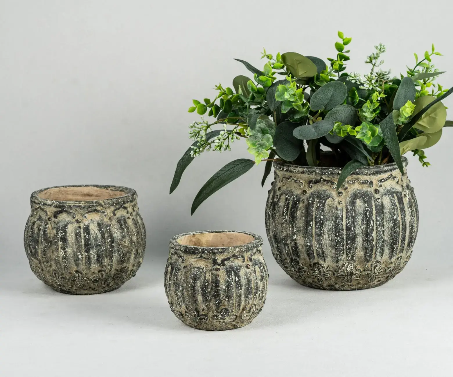 Breathability of clay flower pots