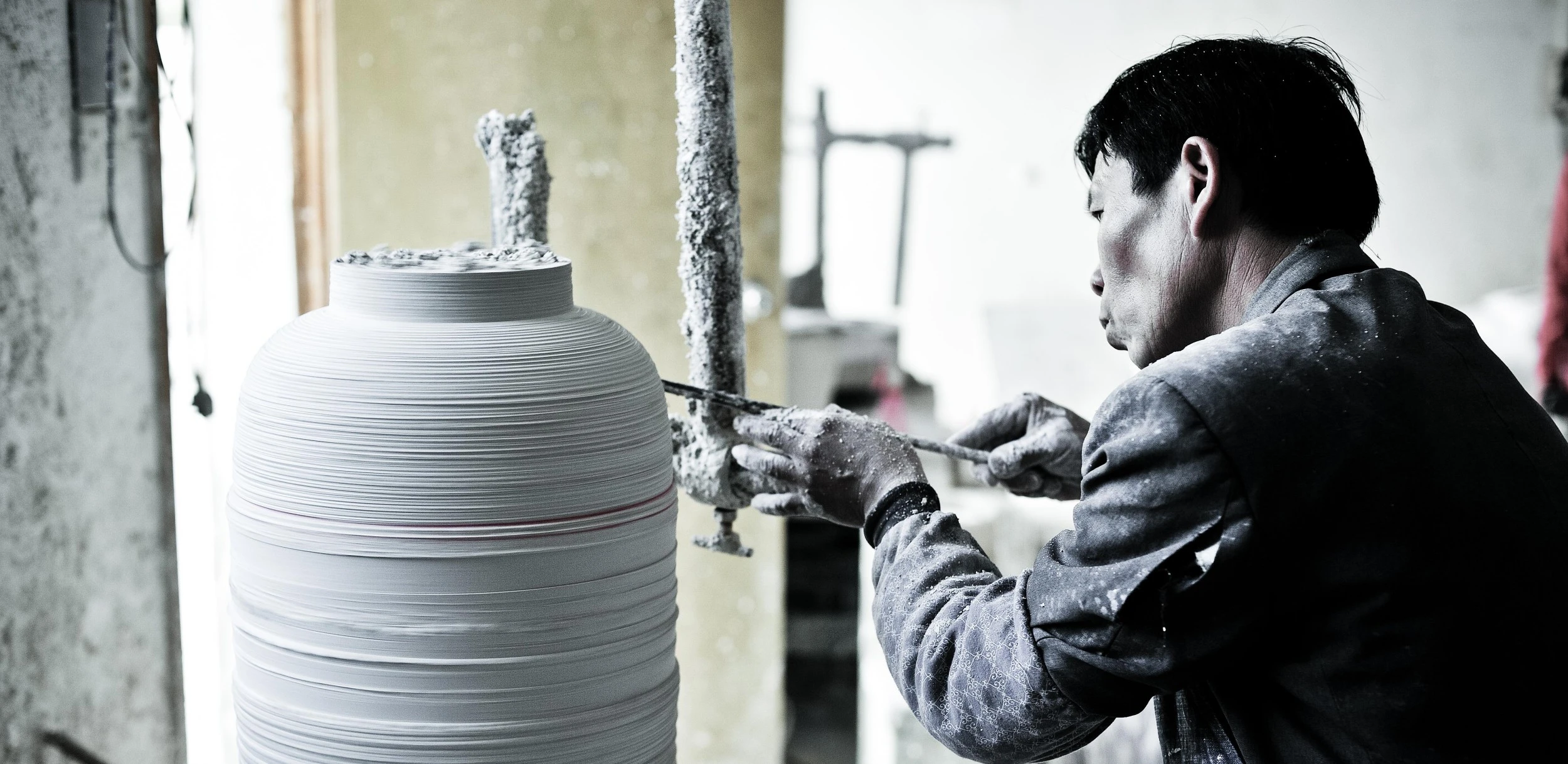 Pottery Hand Pulling (Throwing) Process